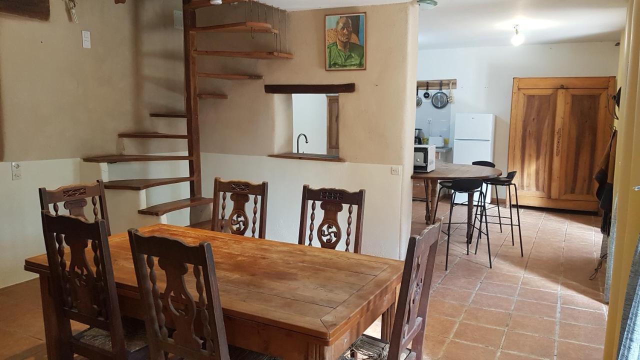 Maison Isolee Dans Les Vignes Et Les Bois Valady Luaran gambar