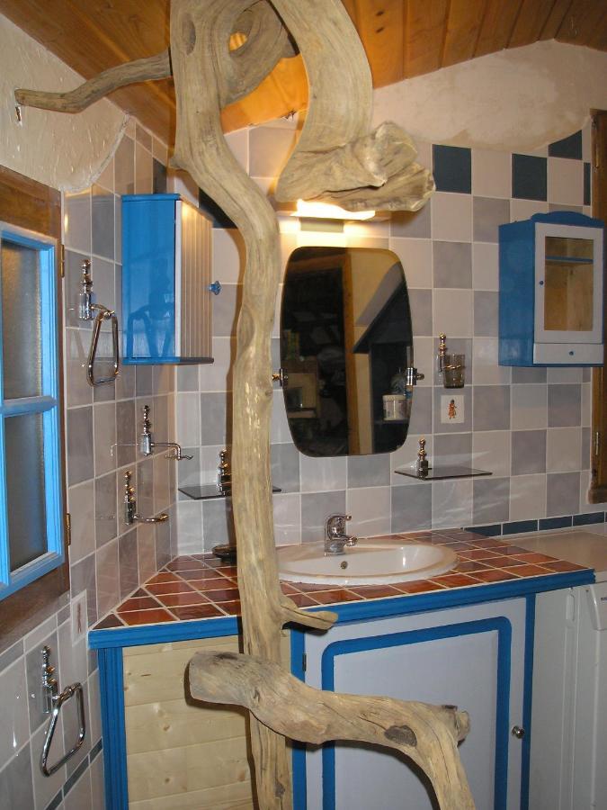 Maison Isolee Dans Les Vignes Et Les Bois Valady Luaran gambar
